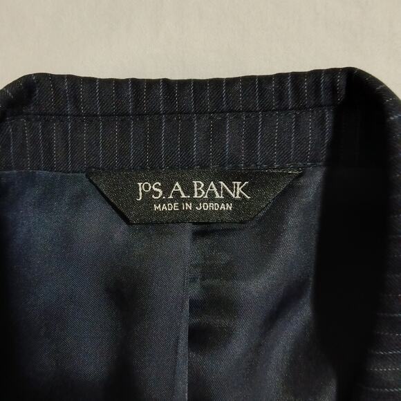 Jos A Bank Signature Collection 42R !00% Wool Navy 2 Color Stripe Men's Blazer - Picture 2 of 12